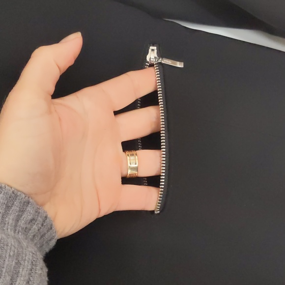 Laura Black Blazer, Button Front, Pockets, 8 - Picture 7 of 14